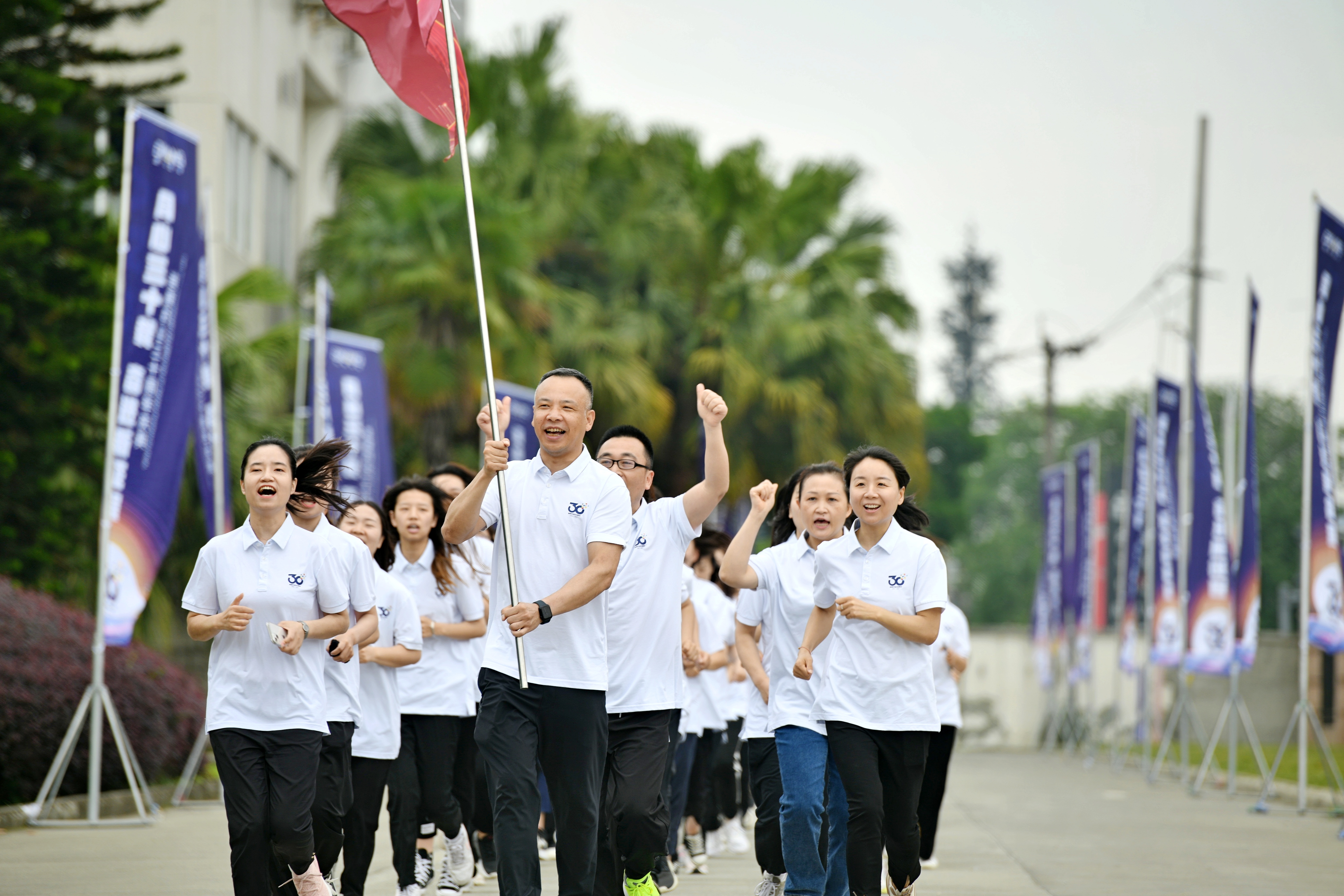 金狮贵宾会·宾至如归-尊贵显赫